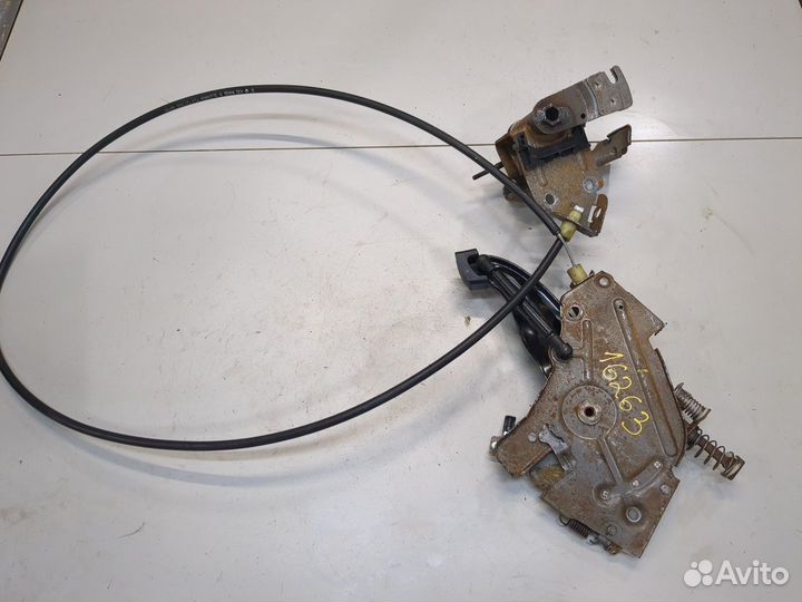 Педаль ручника Volkswagen Touareg, 2005