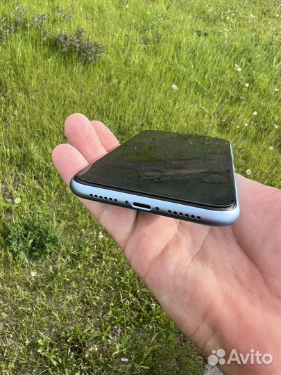 iPhone Xr, 128 ГБ