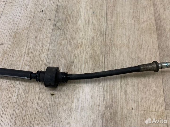 Трос ручника задний правый Mitsubishi Lancer 10