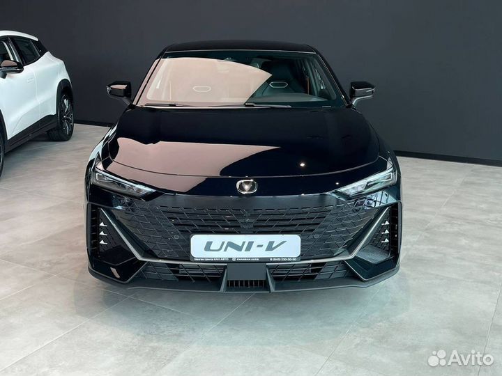 Changan UNI-V 1.5 AMT, 2024