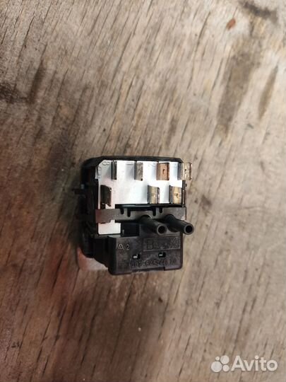 Кнопка птф Mercedes W638