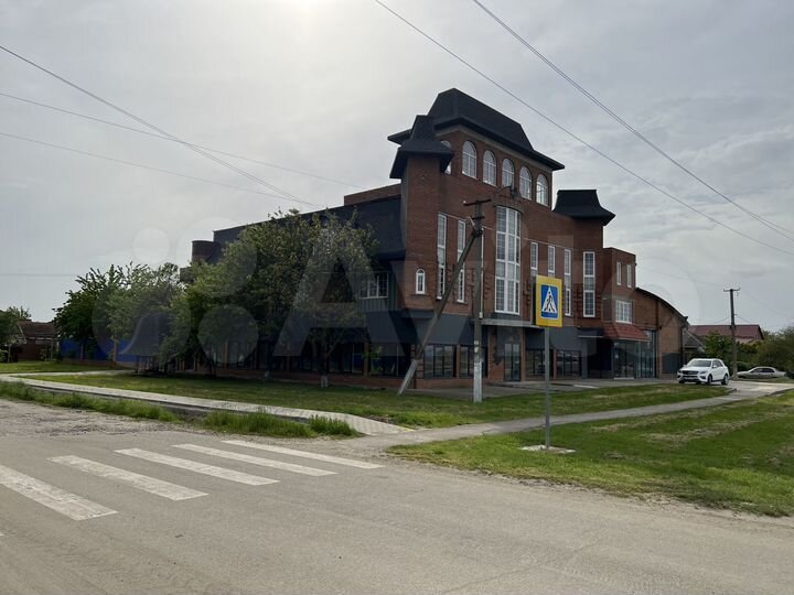 Аренда, 1750 м²