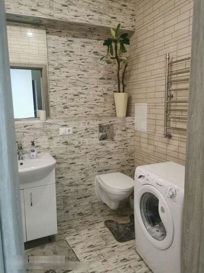 2-к. квартира, 57 м², 5/19 эт.