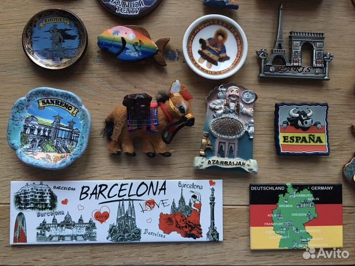 Магниты на холодильник из разных стран