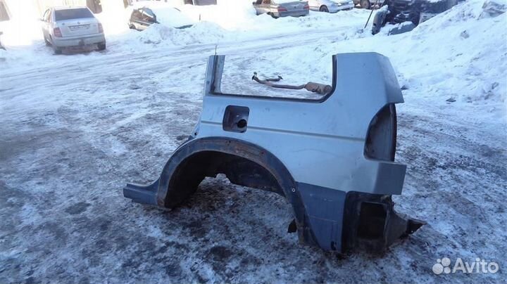 Крыло заднее левое Mitsubishi Montero Sport/Pajero