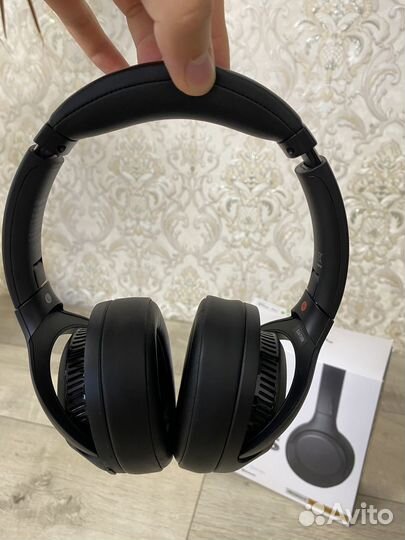 Беспроводные наушники Sony WH-XB900N