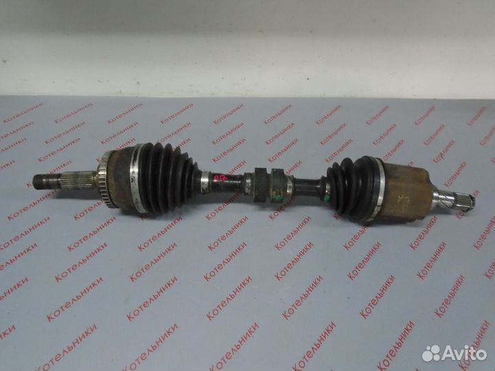 Nissan 39101-AV315 Вал приводной, левый