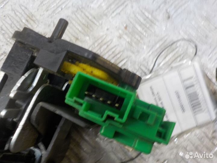 Замок двери задней левой Hyundai Solaris