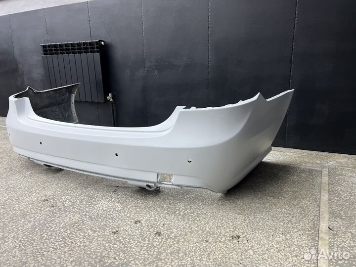 Оригинальный Задний бампер Mercedes 212 до рест