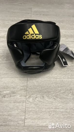 Боксерский шлем