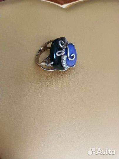 Серебряное кольцо женское