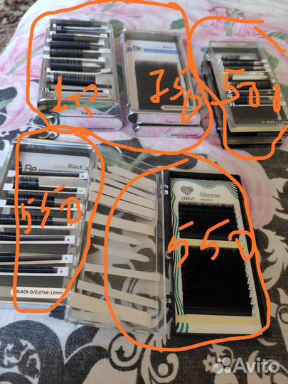 Краска для ресниц новая