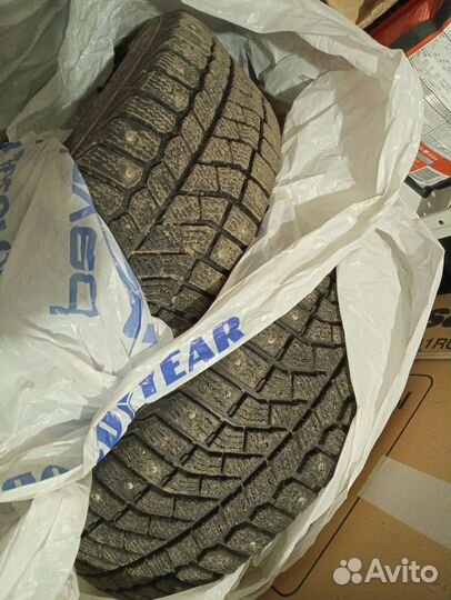 Колеса в сборе r14 зимние Шкода