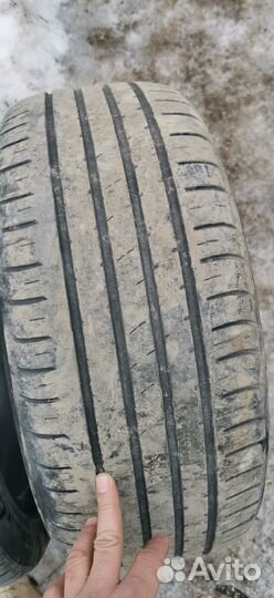 Kumho Ecsta HS51 215/50 R17