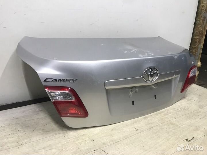 Крышка багажника Toyota Camry 40 2007