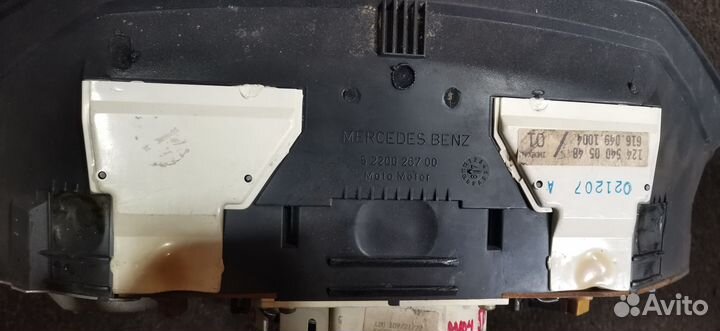 Приборная панель Mercedes Benz W124