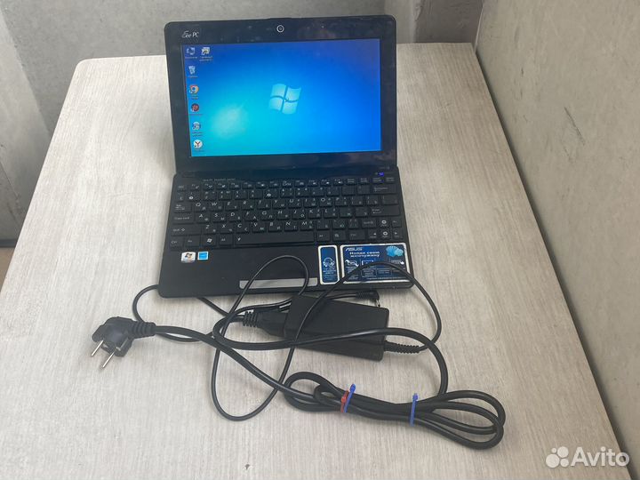 Нетбук asus