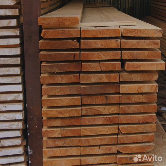 Доски из лиственницы для загородного строительства