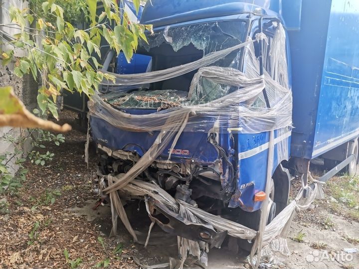 Hino 300 (Dutro), 2015