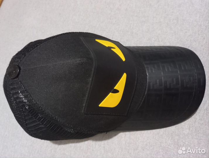 Кепка fendi