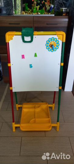 Мольберт, доска для рисования