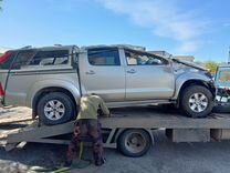 Toyota Hilux 2.7 MT, 2010, битый, 144 000 км, с пробегом, цена 550 000 руб.