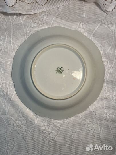 Фарфоровая посуда для вторых блюд с клеймом