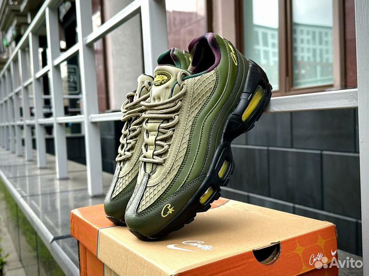 Четкие кроссовки Nike Air Max 95 x Corteiz 