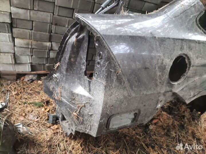 Ford focus 2. Крыло правое