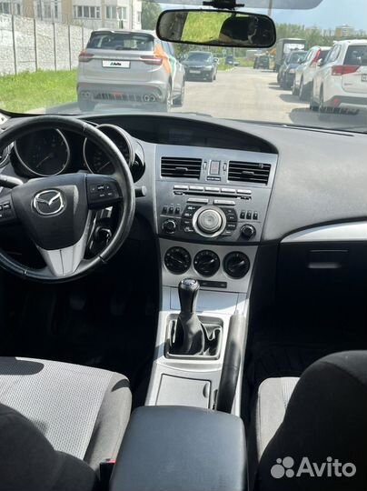 Mazda 3 1.6 МТ, 2010, 270 000 км