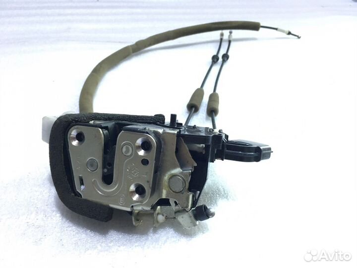 Замок двери Nissan Almera G15 зад лево