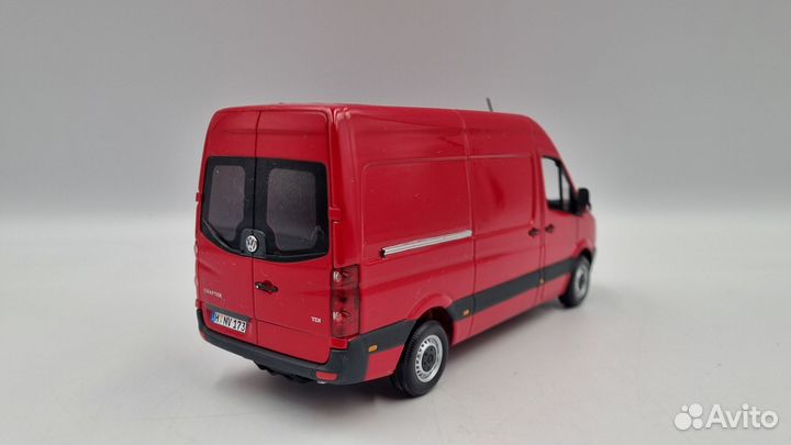 Модель Volkswagen Crafter Kasten Red