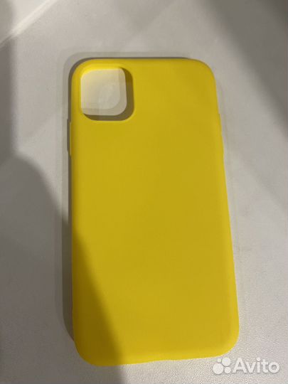 Чехол на iPhone 11
