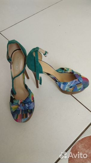 4 пары обуви 38 размера