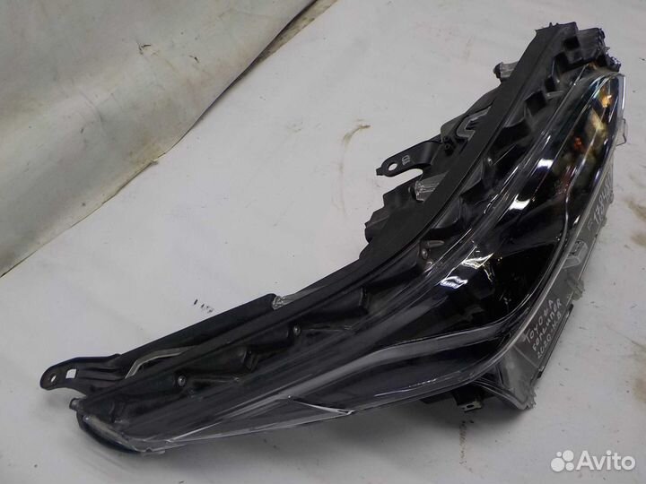 Фара toyota fortuner