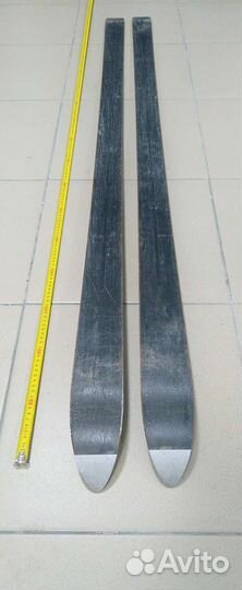 Пластиковые лыжи