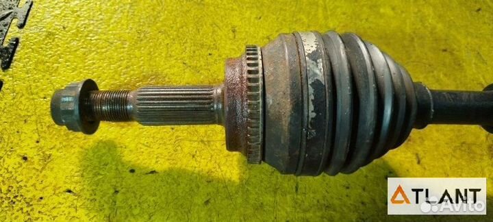 Привод передний правый toyota voxy