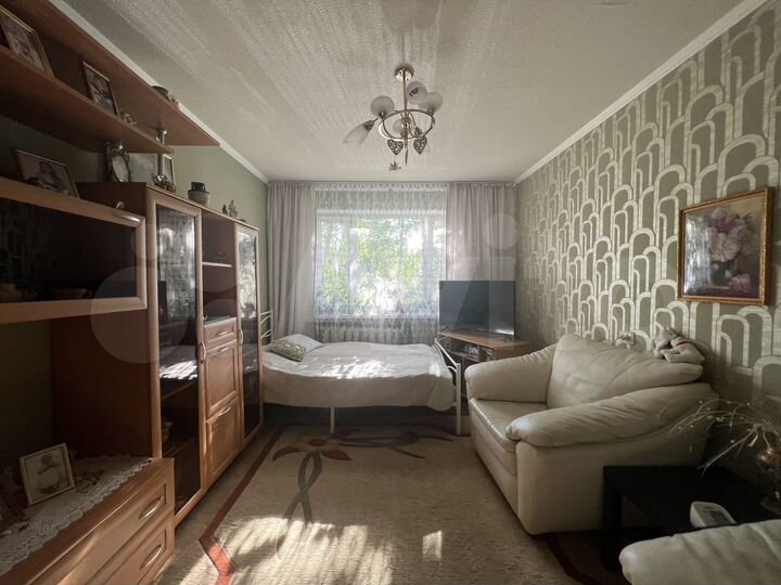 2-к. квартира, 53 м², 3/5 эт.