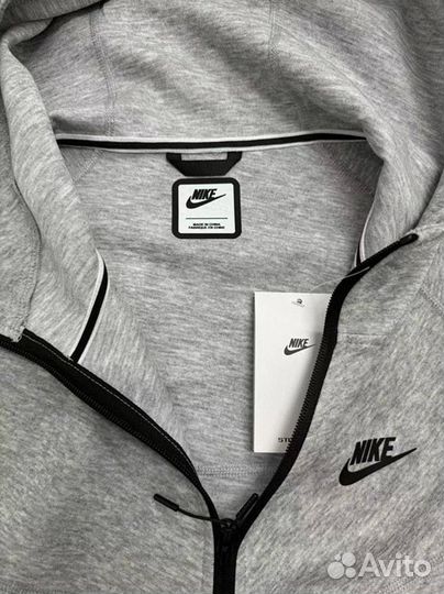 New Nike Tech Fleece