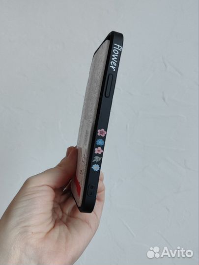 Чехол на iPhone 11 pro в цветочек