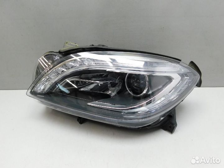 Фара левая Mercedes-Benz M-Class