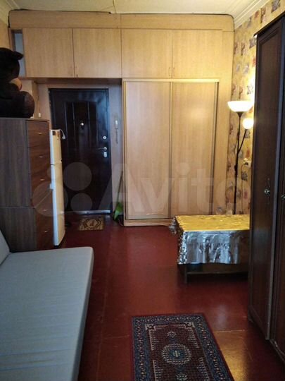 Комната 18 м² в 1-к., 2/4 эт.