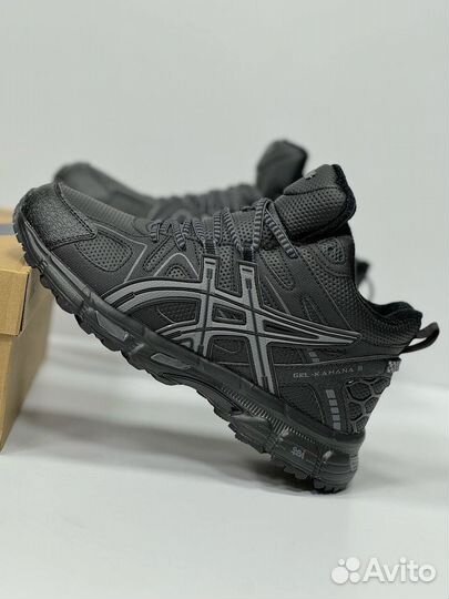 Кроссовки Asics зимние