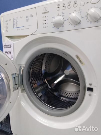 Стиральная машина Indesit б/у
