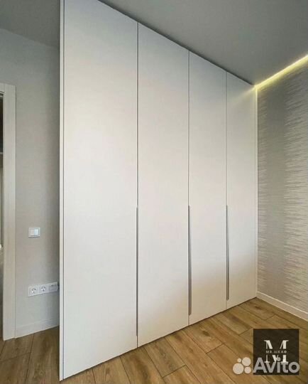 Шкаф распашной с фрезерованными фасадами