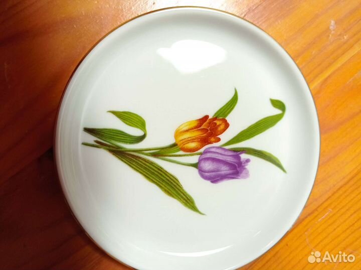 Блюдце коллекционное, винтаж, восточная Германия