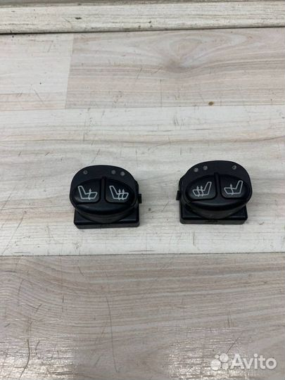 Кнопка обогрева сидений Mercedes W220