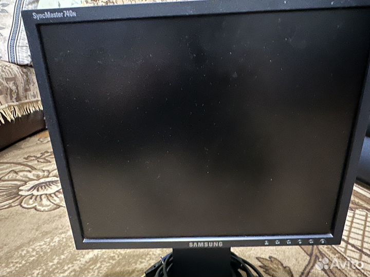 Монитор Samsung