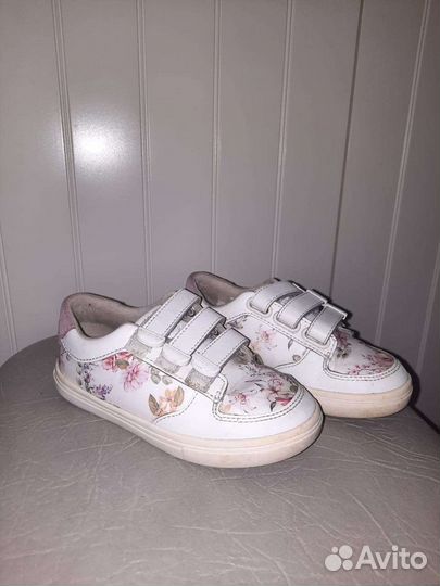 Кеды для девочки 27 размер почти новые