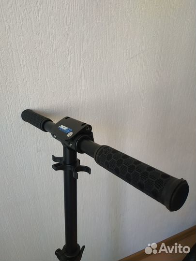 Самокат взрослый Rideoo 200